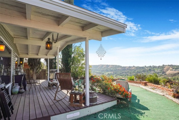 2 Bed Home for Sale in Calabasas, California