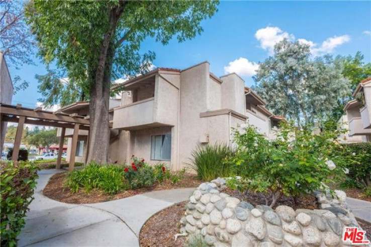 Residential Home in Agoura