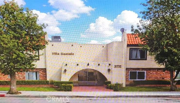 1 Bed Home for Sale in Castaic, California