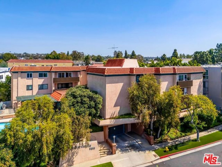 Residential Home in Culver City