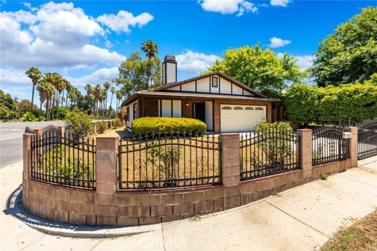 3 Bed Home for Sale in Encino, California