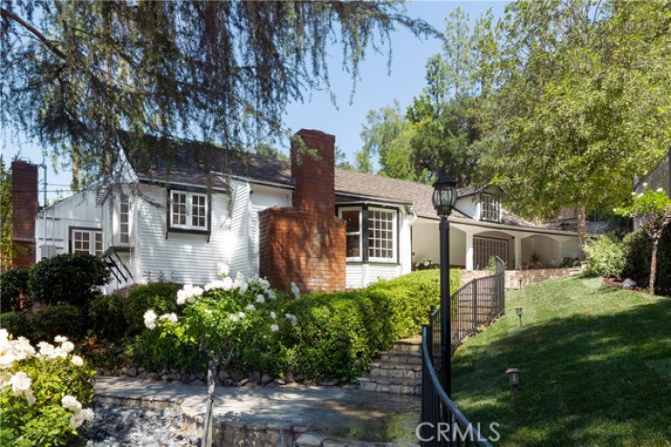 3 Bed Home for Sale in Encino, California