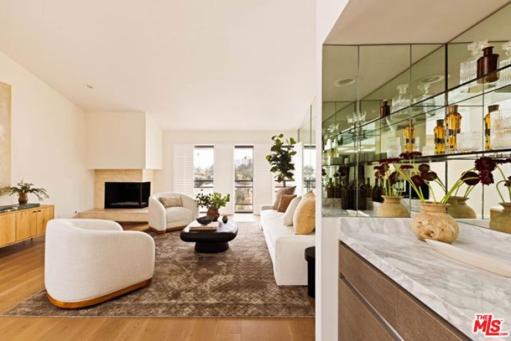 2 Bed Home for Sale in Los Angeles, California