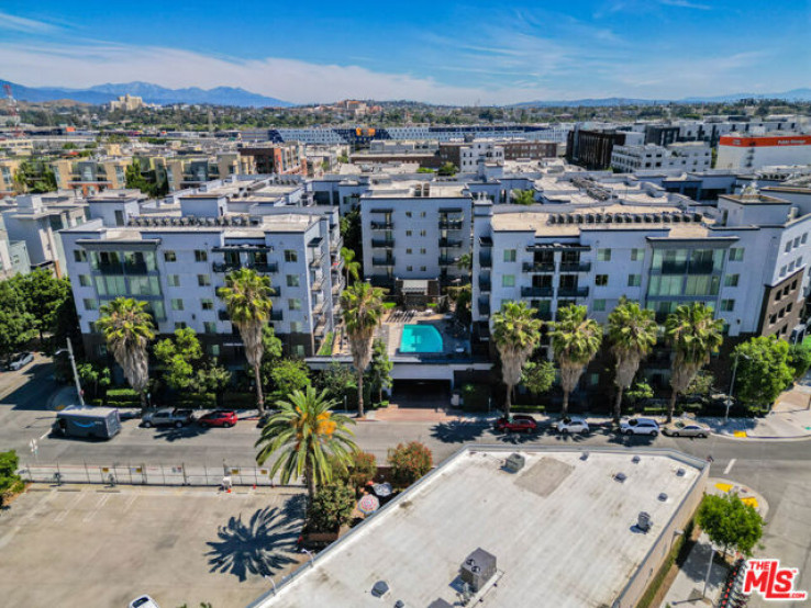 2 Bed Home for Sale in Los Angeles, California