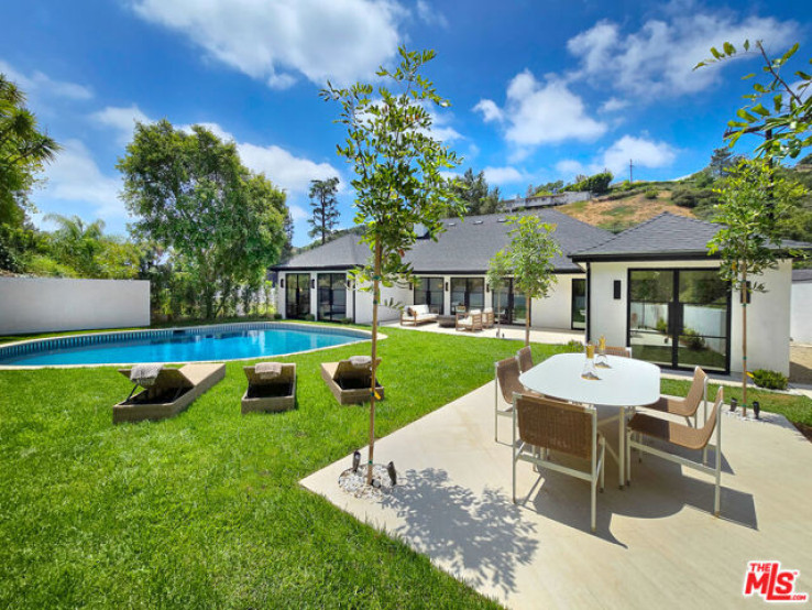 4 Bed Home for Sale in Beverly Hills, California