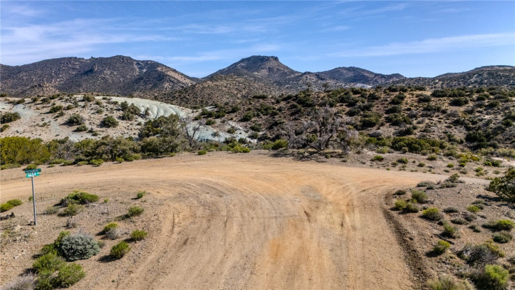 Land in Tehachapi