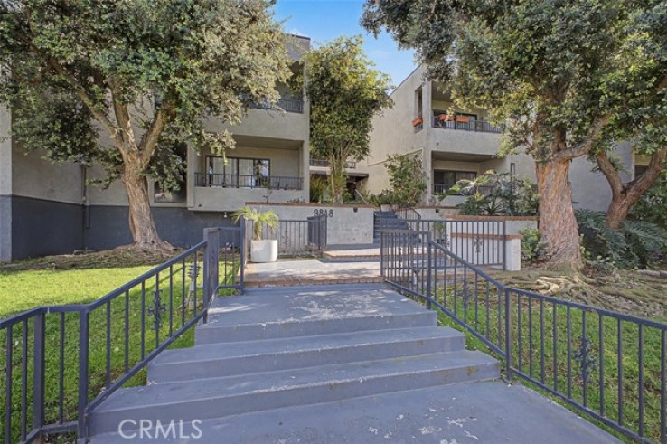 Residential Income in West Los Angeles