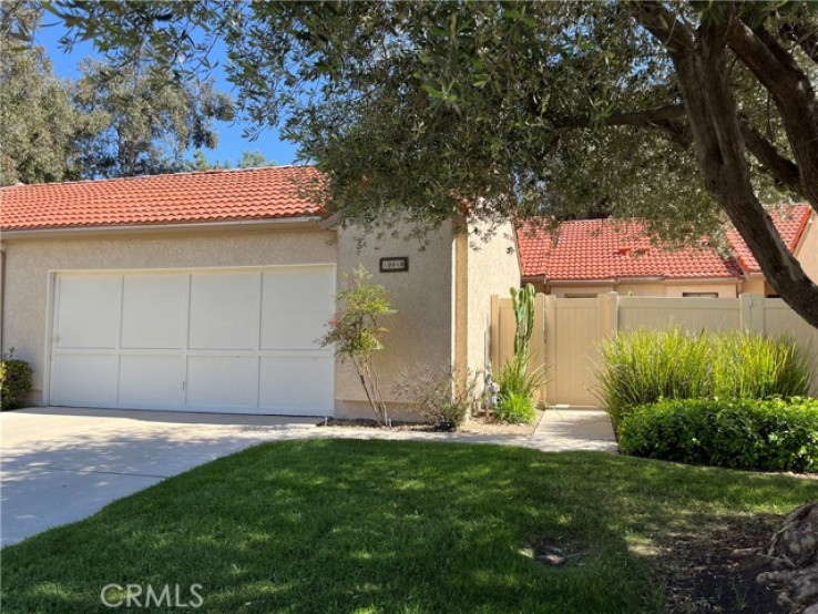 2 Bed Home for Sale in Newhall, California
