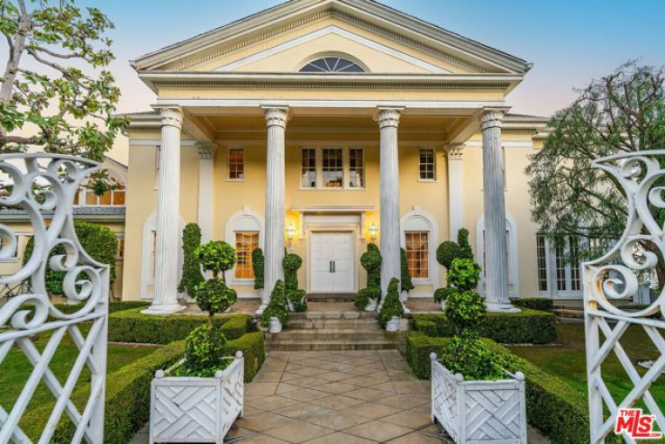 4 Bed Home for Sale in Los Angeles, California