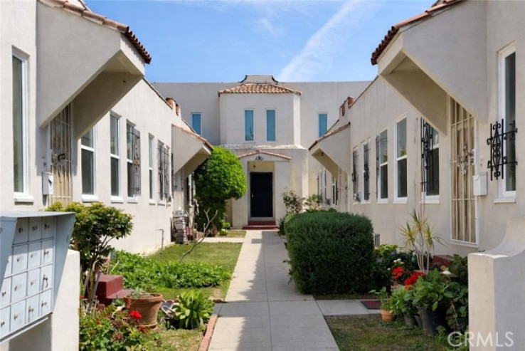  Commercial for Sale in Los Angeles, California
