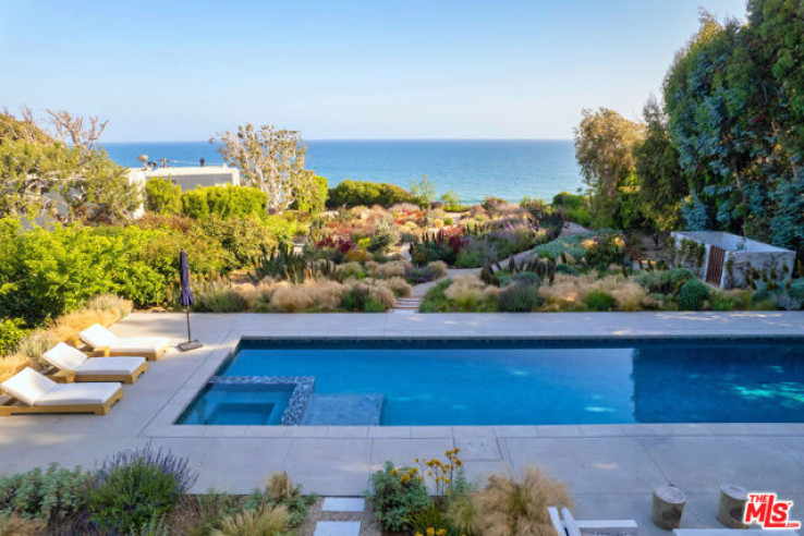 5 Bed Home for Sale in Malibu, California