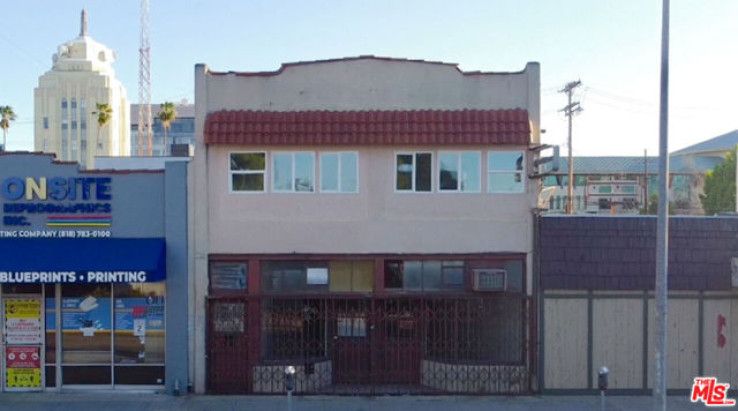 Commercial Sale in Van Nuys