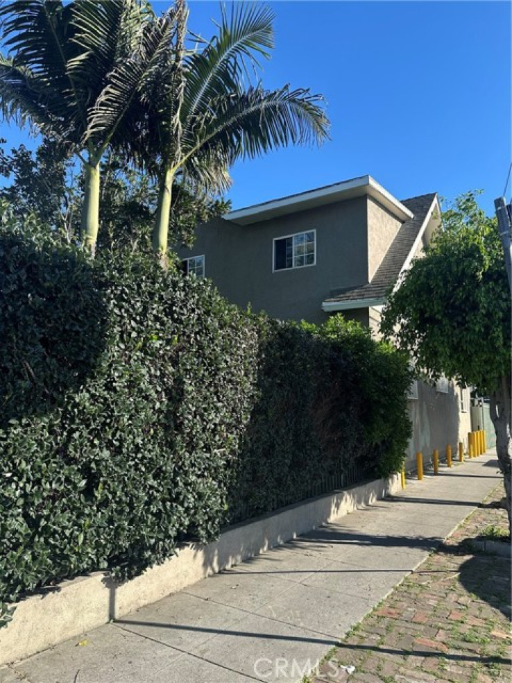 7 Bed Home for Sale in Los Angeles, California