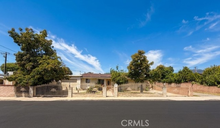4 Bed Home for Sale in San Fernando, California