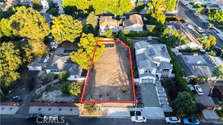 Land in Valley Glen