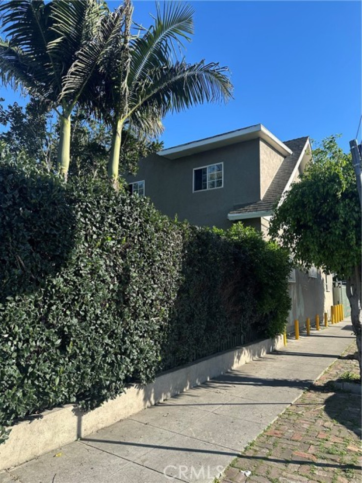  Income Home for Sale in Los Angeles, California