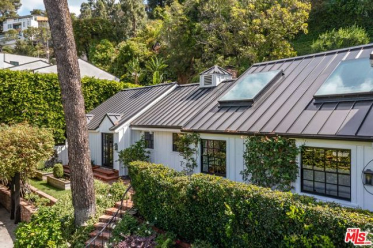 3 Bed Home for Sale in Los Angeles, California