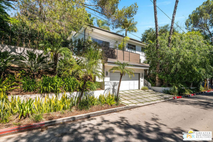 3 Bed Home for Sale in Los Angeles, California