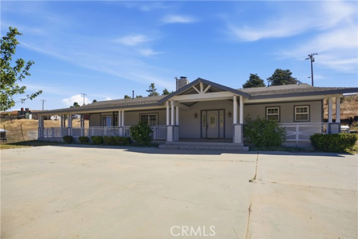 4 Bed Home for Sale in Leona Valley, California