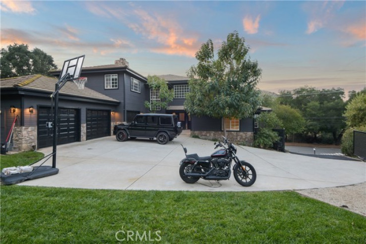 4 Bed Home for Sale in Agoura Hills, California