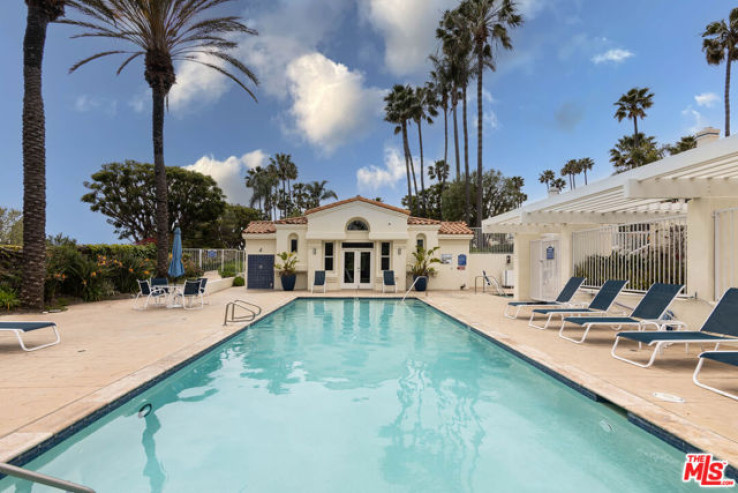 2 Bed Home for Sale in Malibu, California