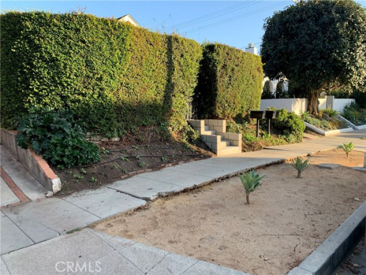 3 Bed Home for Sale in Los Angeles, California