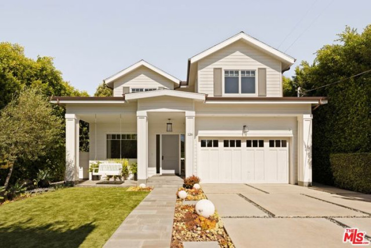 5 Bed Home for Sale in Los Angeles, California