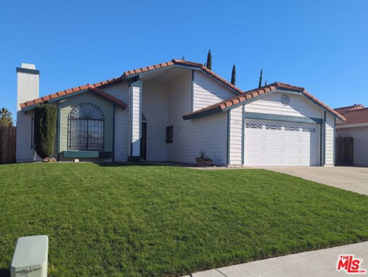 3 Bed Home for Sale in Palmdale, California
