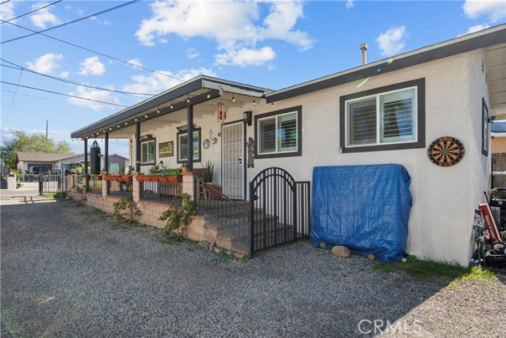 2 Bed Home for Sale in Santa Paula, California