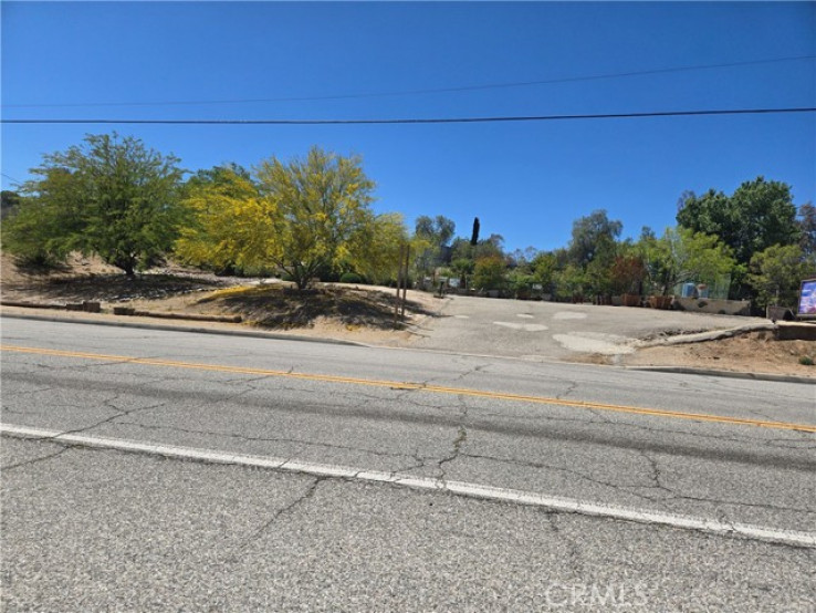  Commercial for Sale in Agua Dulce, California