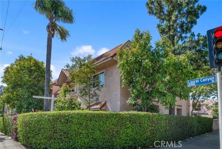 2 Bed Home for Sale in San Fernando, California