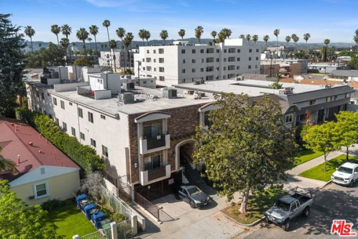  Income Home for Sale in Van Nuys, California