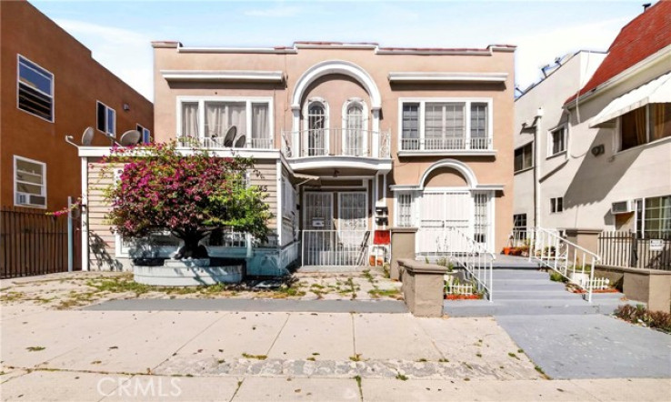 Residential Income in Hancock Park-Wilshire