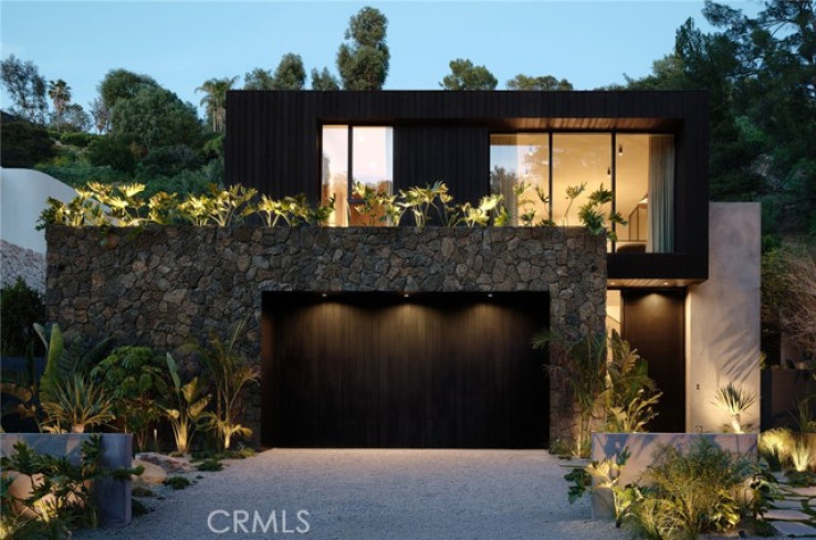 5 Bed Home for Sale in Studio City, California