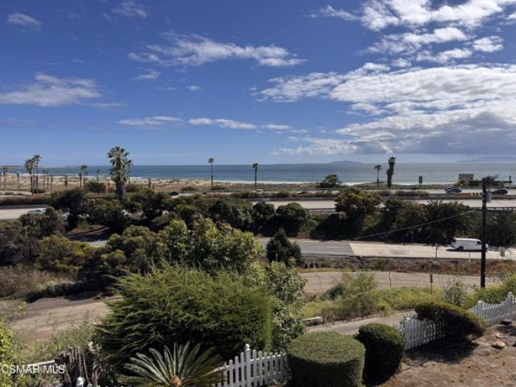 2 Bed Home for Sale in Ventura, California