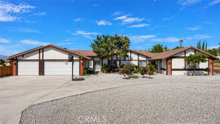 Residential Home in Apple Valley