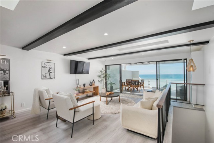 Residential Home in Malibu Beach