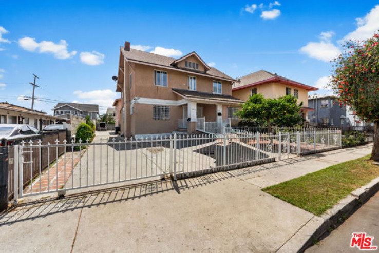  Income Home for Sale in Los Angeles, California
