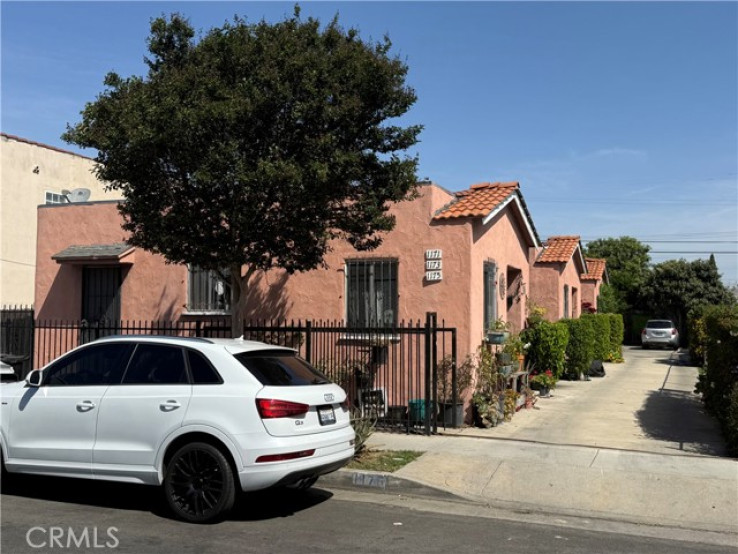  Income Home for Sale in Los Angeles, California