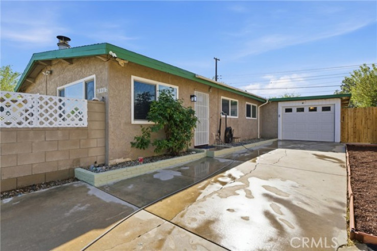 Residential Home in Palmdale