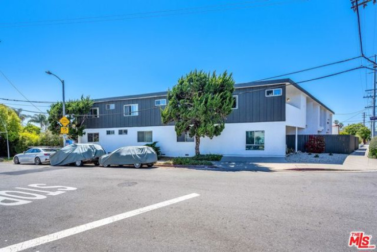  Income Home for Sale in Venice, California