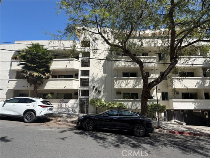 Residential Home in West Hollywood Vicinity