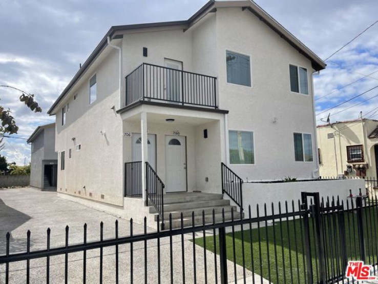  Income Home for Sale in Los Angeles, California