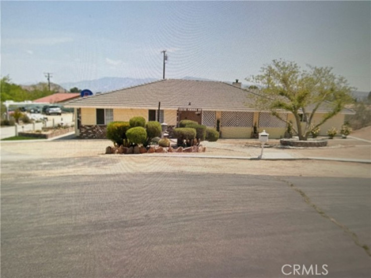 Residential Home in Apple Valley