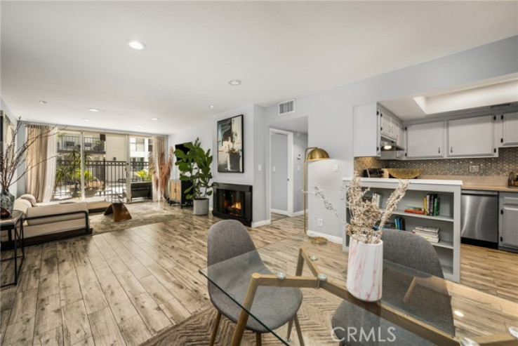 1 Bed Home for Sale in West Hollywood, California
