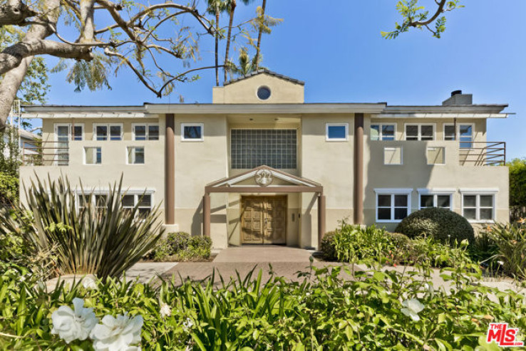 4 Bed Home for Sale in Beverly Hills, California