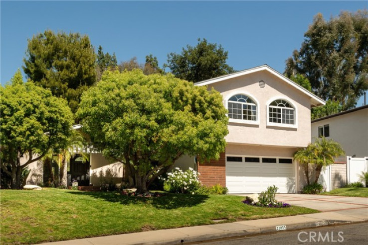 Residential Home in Calabasas