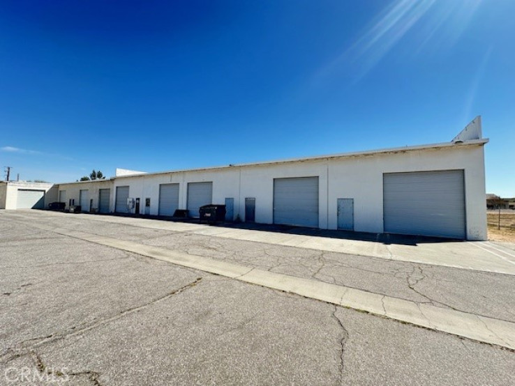 Commercial Lease in Apple Valley