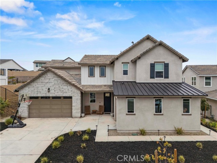 5 Bed Home for Sale in Castaic, California