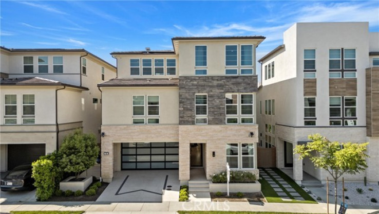 Residential Home in Montebello
